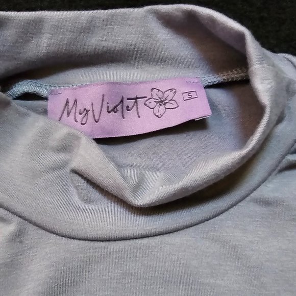 My Violet Scarlette Heart Cutout Top – Midnight Lavender Size Small - Picture 5 of 6